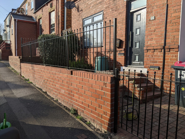 Metal Gate & Railings