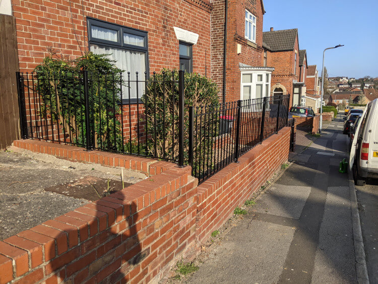 Metal Gate & Railings